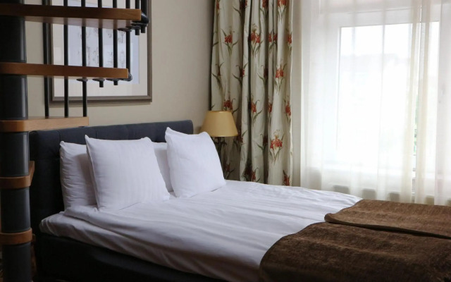 Sunlight Hotel Conference and Spa
