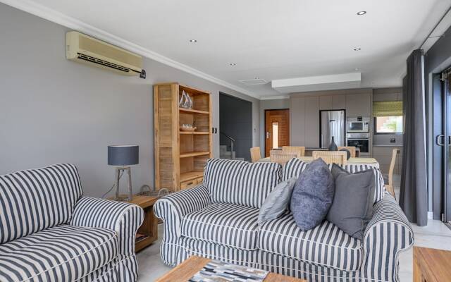 San Lameer Villa Rentals 14109