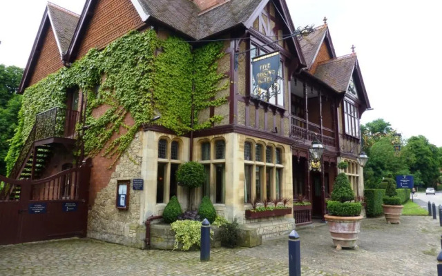 The Five Arrows Hotel