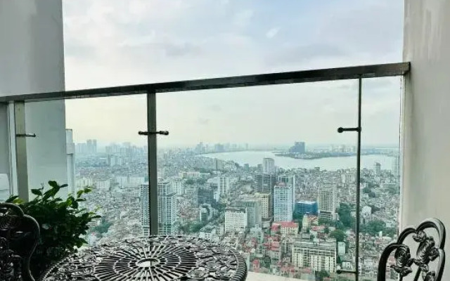HKG-Vinhomes Metropolist 2BR 23F Luxury-High Class