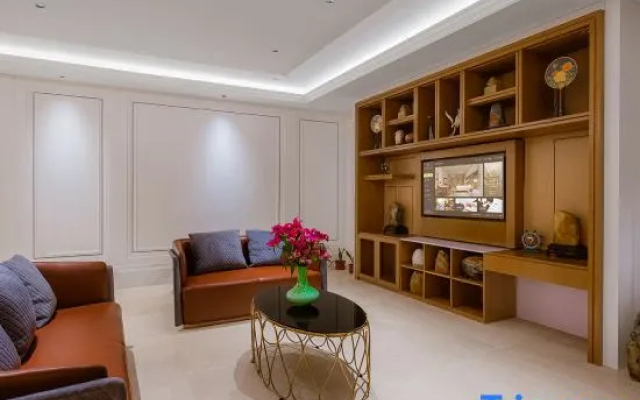 Vienna International Hotel