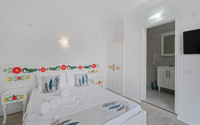 Blue Time Boutique Hotel