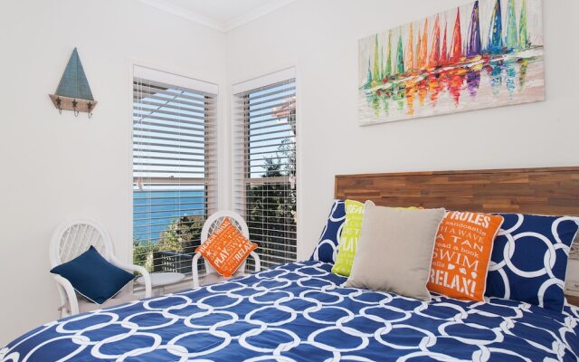 Sand & Sea, 1/13 Gloucester Street