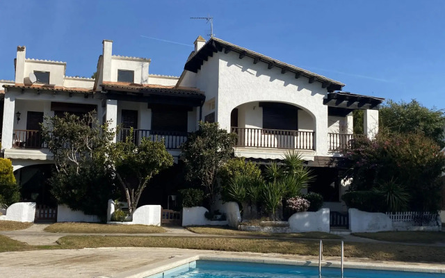 R97 Alorda Park Townhouse