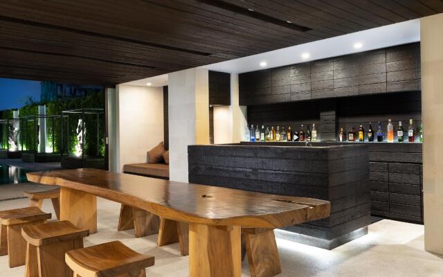 eqUILIBRIA SEMINYAK