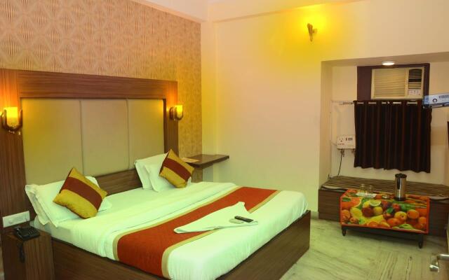 Hotel Golden Leaf