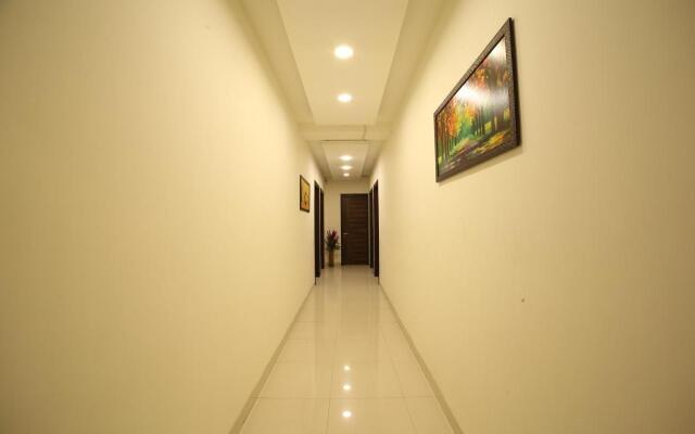 Hotel Grand Regency by JMD Group