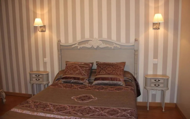 Hôtel la Tour Perrier