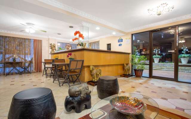 Days Inn by Wyndham Lake City