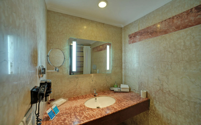 Royal Sarovar Portico Siliguri