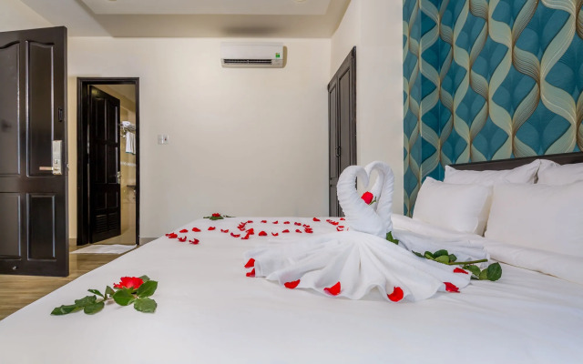 La Maison Da Nang Beach