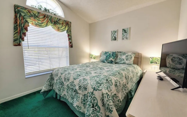 Sandra's Eagle Pointe Vacation Home