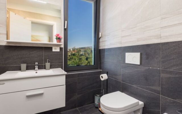 Apartment Albi Rijeka