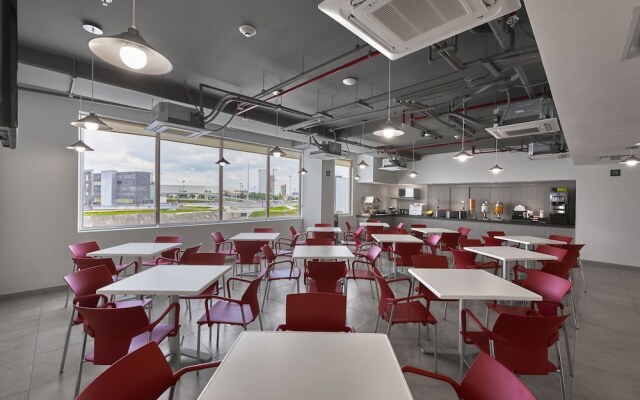 City Express Junior Guadalajara Periférico Sur