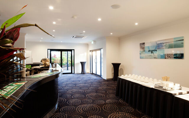 Nightelier Mission Beach