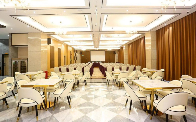 Hanru Hotel