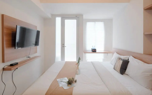 Homey And Cozy Studio Apartment At Tokyo Riverside Pik 2