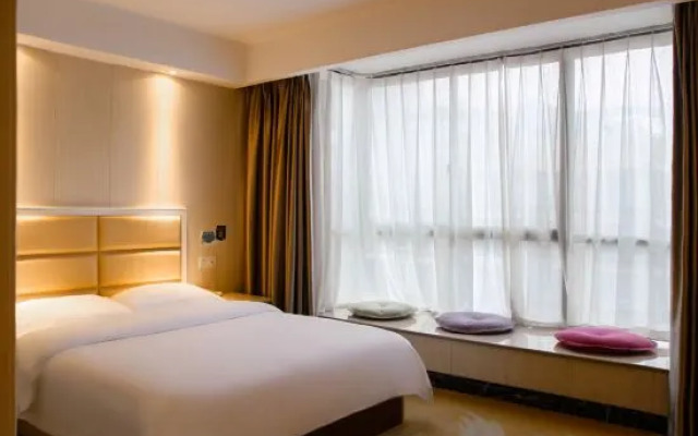 Tongren Century Hotel