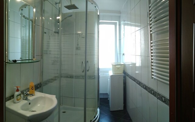 Penguin Rooms Opole-Orlat Lwowskich St.
