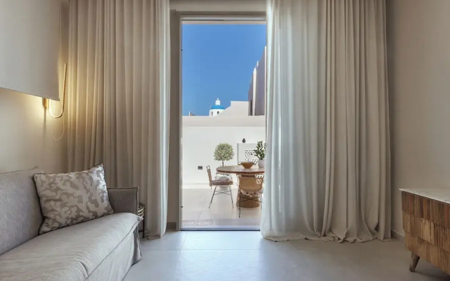 La Madeleine Oia