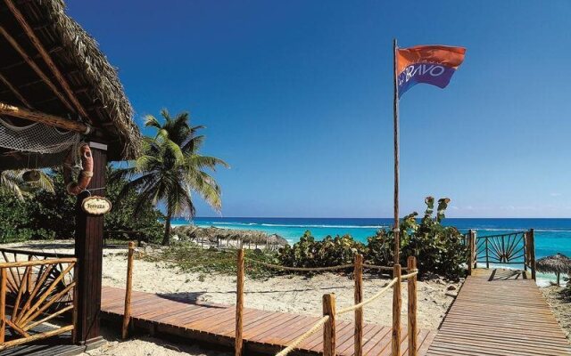 Bravo Villa Coral