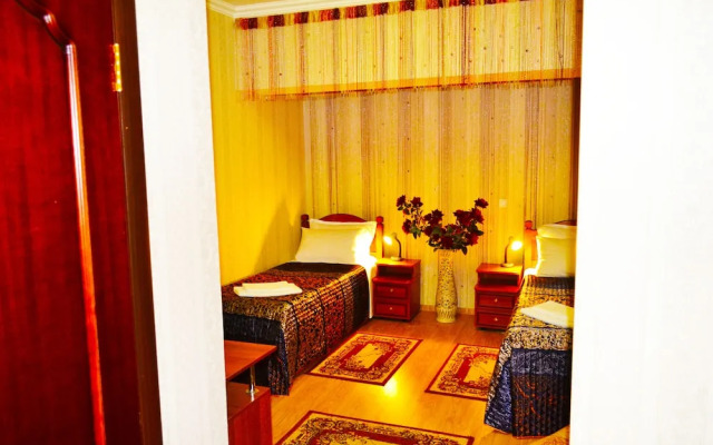 Отель «Кардинал Холл»