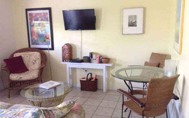 Mango Street Inn