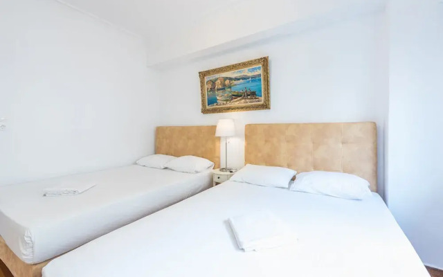 Victoria Queens Suites Apartments