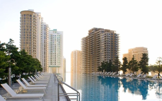 Luxury 2BR Condo at Icon Ocean View