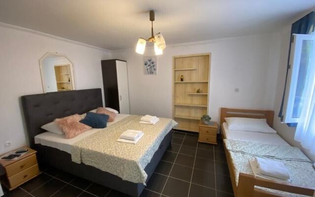 Apartmani Villa Dvorski