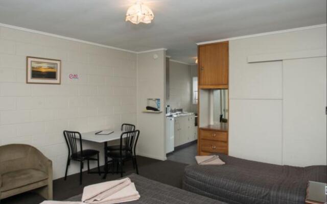 The Magpie-Hawkes Bay Motel