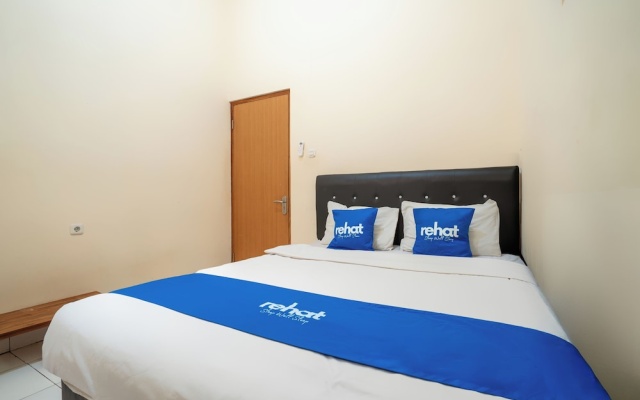 Rehat at Siliwangi Guest House Syariah Tasikmalaya