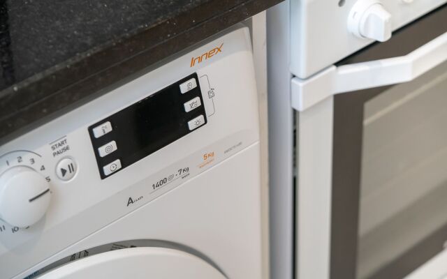 Luxury studio with balcony in Dubai