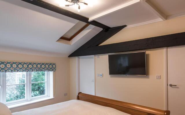 Luxury 3 Bed flat in the centre of Woodstock