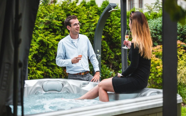 Garden Suites Residence by TKC