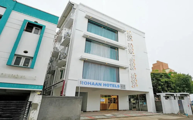 Rohaan hotels Medavakkam by UPAR