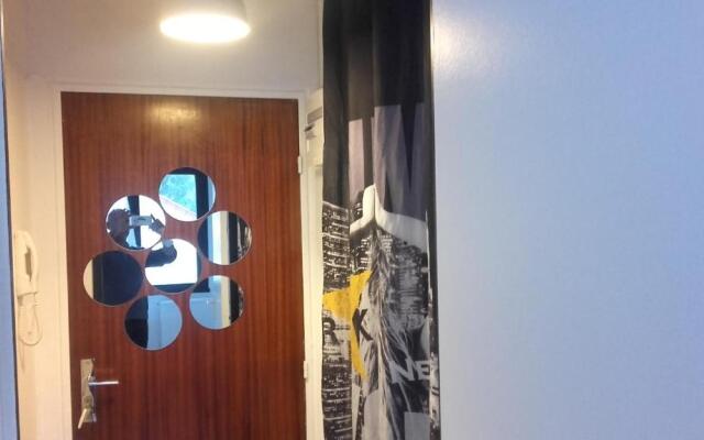 Céanothe-InvIRI. Studio Mairie. Parking Privatif