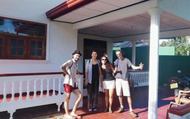 Green residence Dikwella