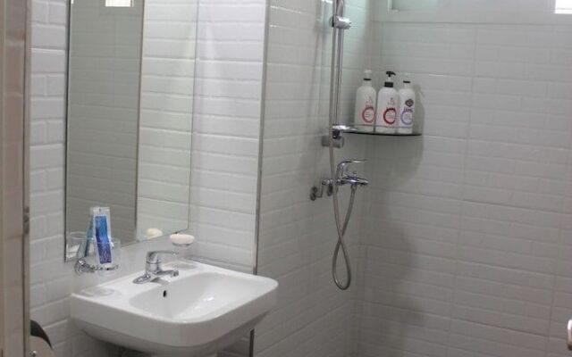 Hi & J Guesthouse - Hostel