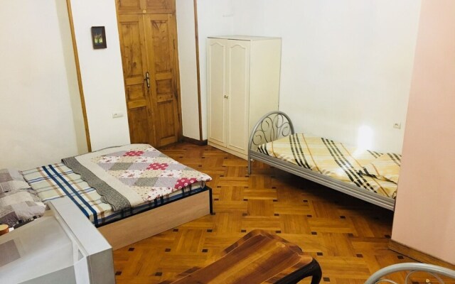 Parallax Hostel