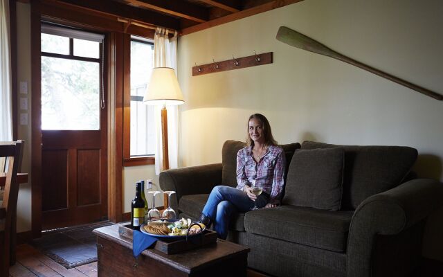 Middle Beach Lodge