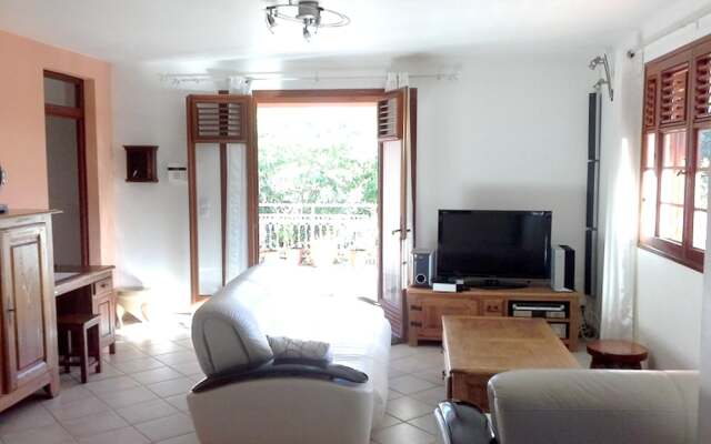 Villa with 4 Bedrooms in Sainte-Luce, with Private Pool, Furnished Garden And Wifi - 500 M From the Beach