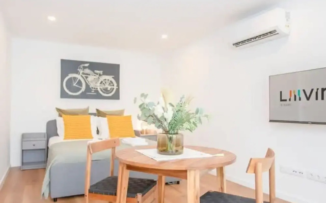 NAX Apartment C by Liiiving