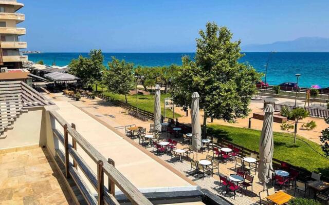 Sea View Roof Garden Apartment