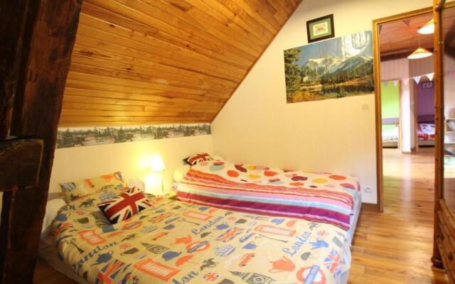 Gîte Cette-Eygun, 5 pièces, 10 personnes - FR-1-384-753