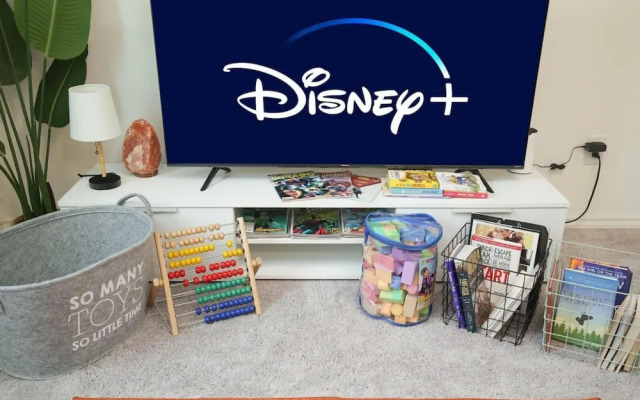 Rare Find Sleeps 13 Family Fun