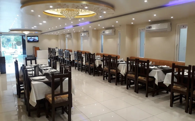 Hotel Royal Amer City