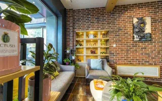 100 Inn Hotel (Tangshan Wanda Plaza Aegean Sea)