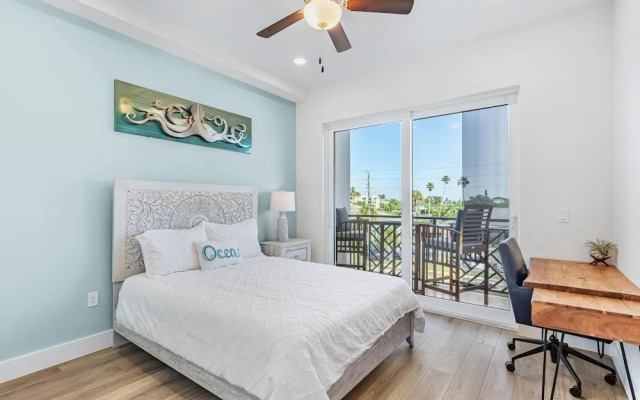 The Harbor Condo 308 - Premier