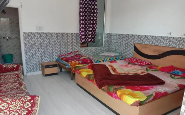 SPOT ON 82500 Hotel Anil